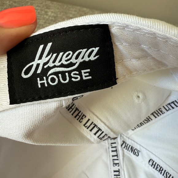 White Baseball Cap with Logo - Picture 10 of 10